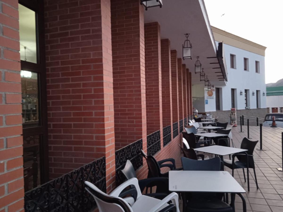 Apartamentos Refugio Del Viajero Parauta Exteriér fotografie