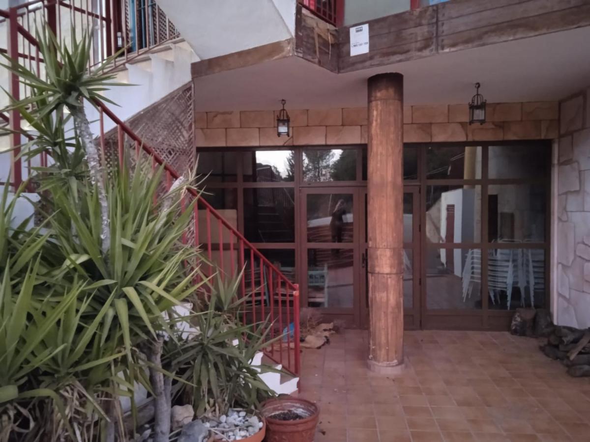 Apartamentos Refugio Del Viajero Parauta Exteriér fotografie
